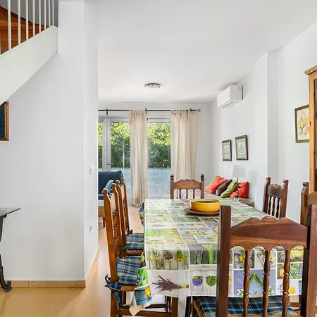 Casa Duplex A Fontanilla קוניל דה לה פרונטרה